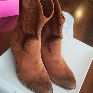 Bcbg Generation suede boots cowboy